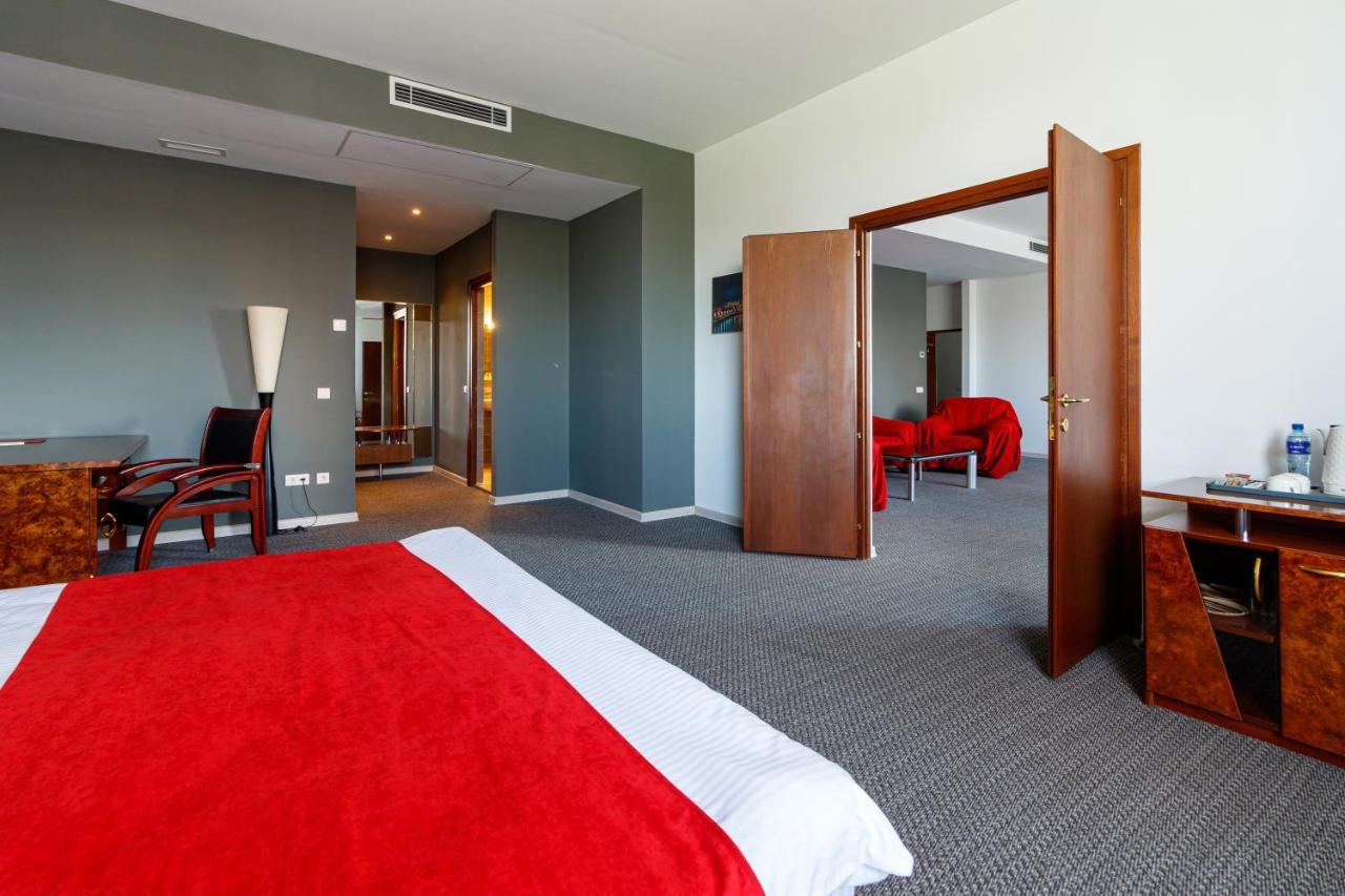 Moscow House Hotel Yerevan Luaran gambar