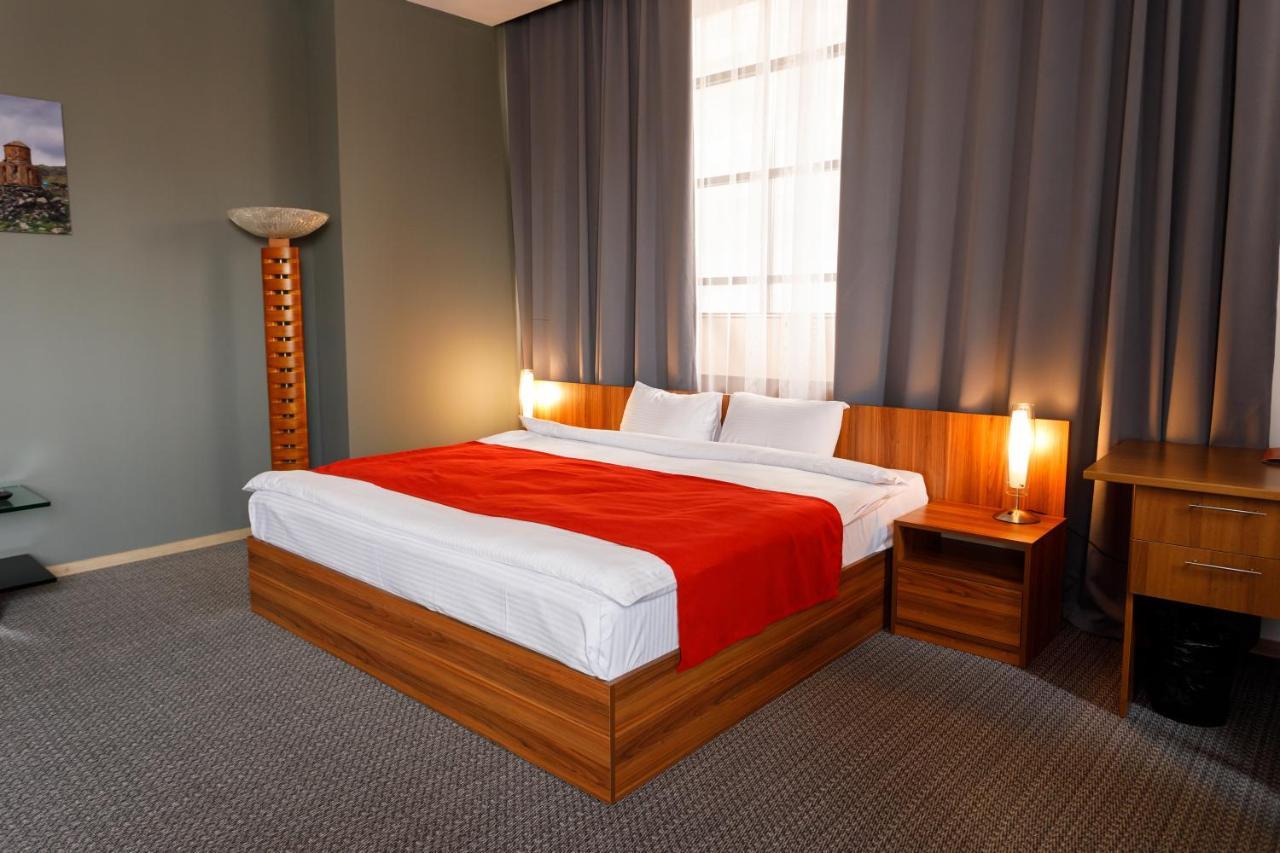 Moscow House Hotel Yerevan Luaran gambar